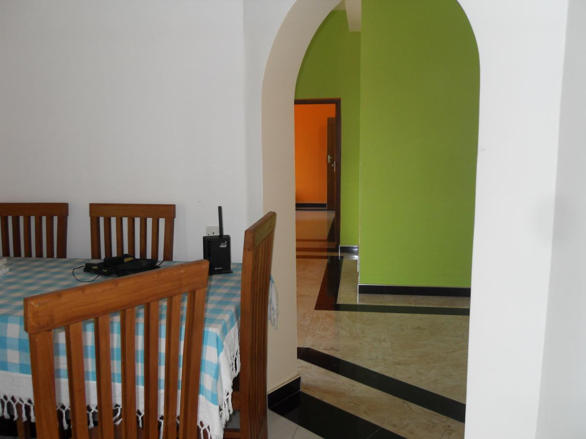 Bee Nest Bed & Breakfast Negombo Bagian luar foto