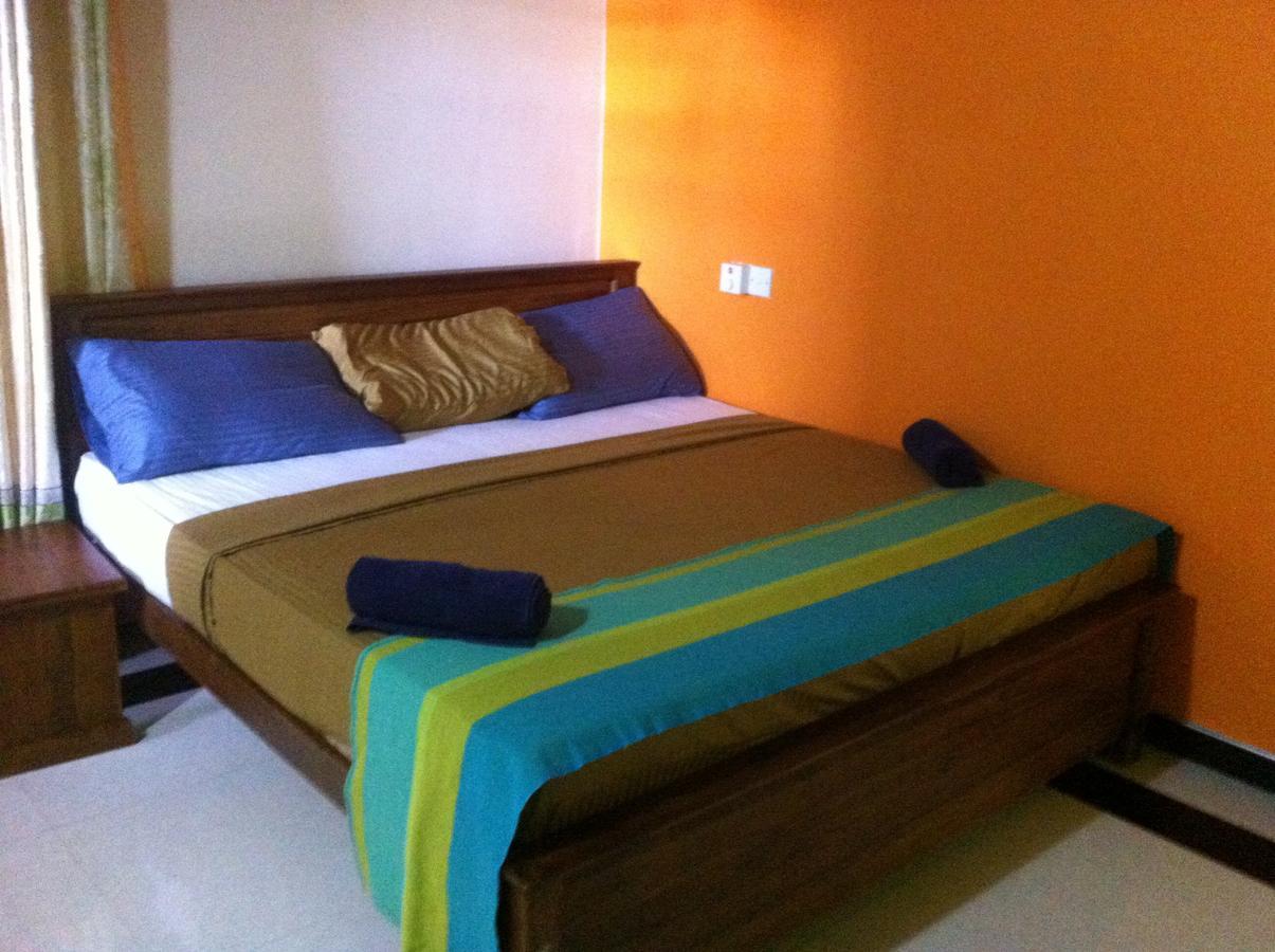 Bee Nest Bed & Breakfast Negombo Bagian luar foto