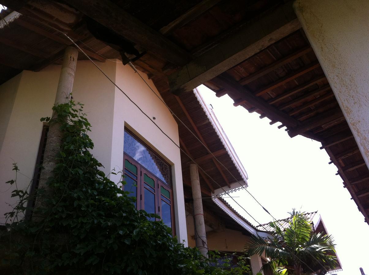 Bee Nest Bed & Breakfast Negombo Bagian luar foto