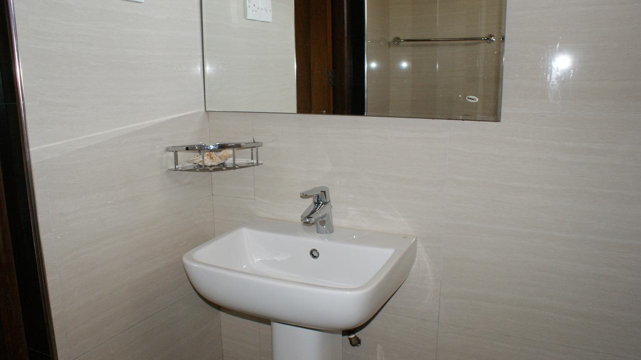 Bee Nest Bed & Breakfast Negombo Bagian luar foto